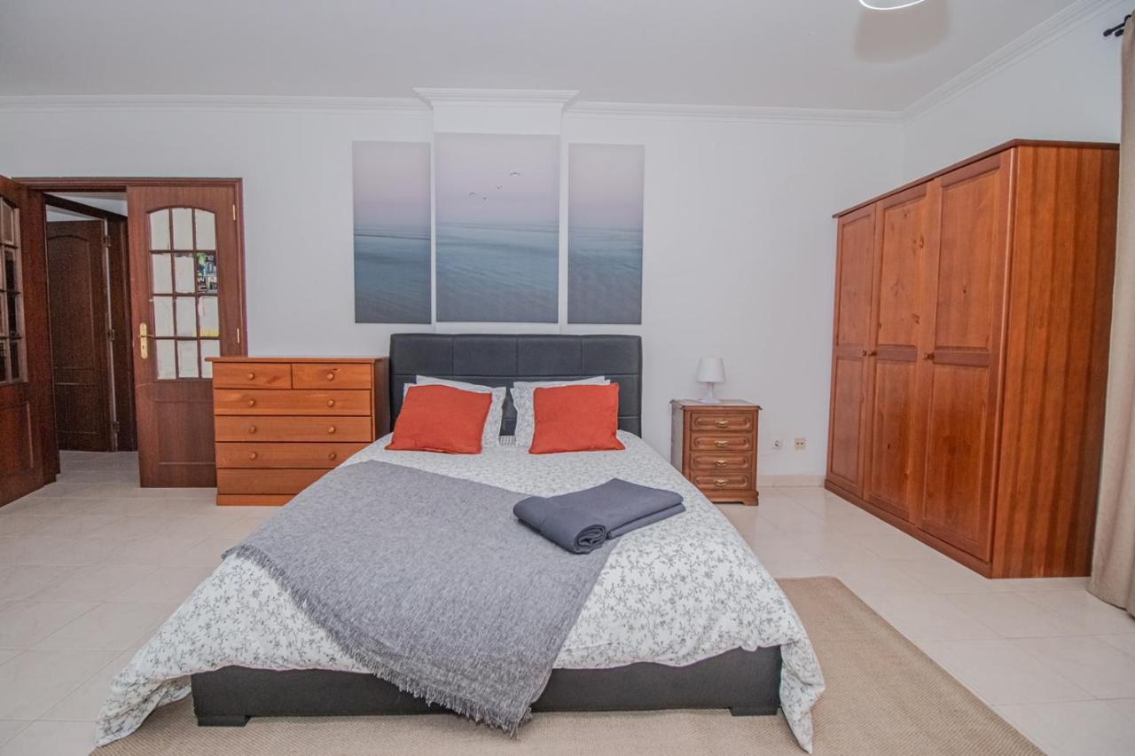 Charming Private Rooms In An Apartment A2 Penha - Фаро Екстериор снимка
